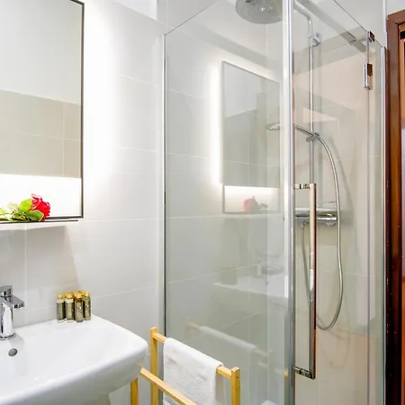 Apartment Elegantis Eat Pray And In - Near Navona Square And Campo De' Fiori Rome